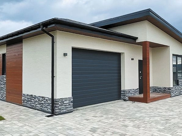 Секционные ворота 3100х2650 мм антрацитовые DoorHan RSD02, elista.doorhan.ru